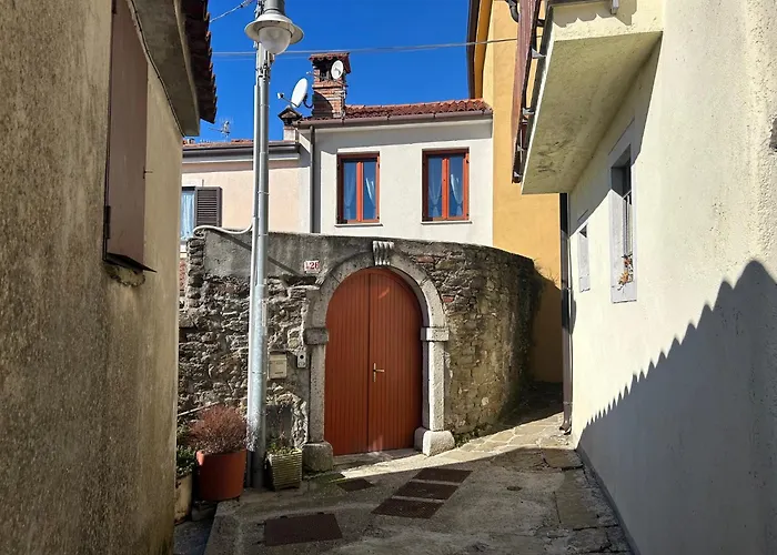 Ancient Village Apartman *